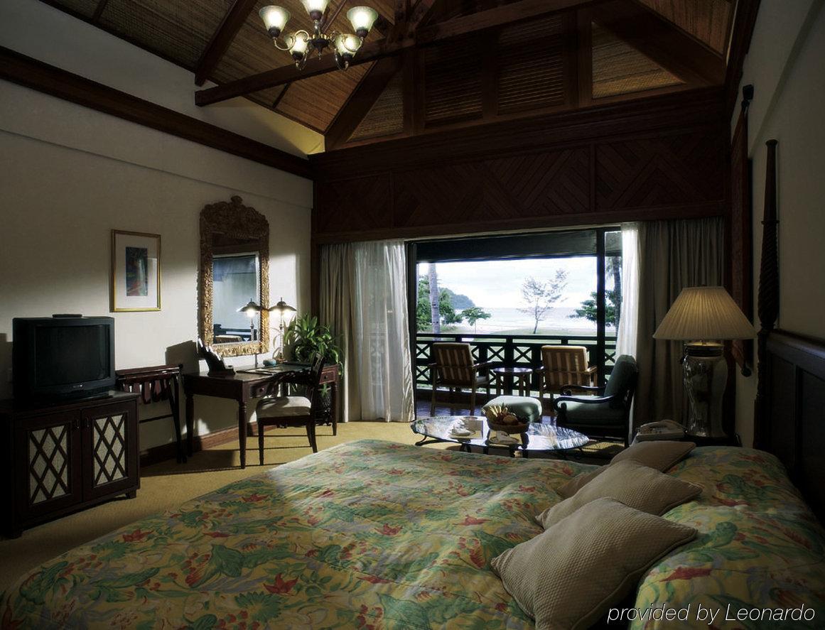 Villa At Nexus Resort & Spa Karambunai Kampong Bikasan Quarto foto